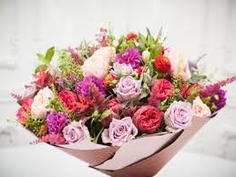 Фото доставки цветов на День Учителя