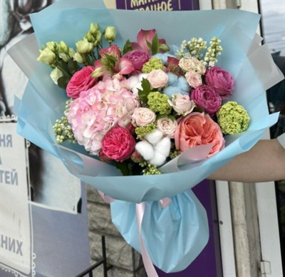 Bouquet with hydrangea and delphinium - Gentle Evening