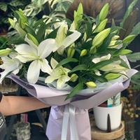 Bouquet of 9 white royal lilies - Adeline photo report 5