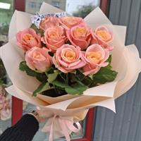 Bouquet of 9 pink roses - Miss Piggy photo report 1