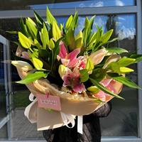 Bouquet of 9 pink lilies - Ophelia photo report 1