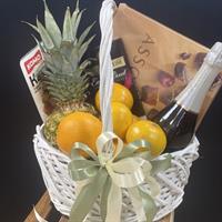  51 red roses and a gift basket  - The best surprise photo report 3