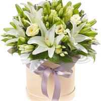 Lily box and eustoma