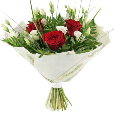 Bouquet of roses, eustoma and greenery Bouquet of roses, eustoma and greenery