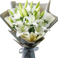 Magnificent bouquet of 7 white lilies