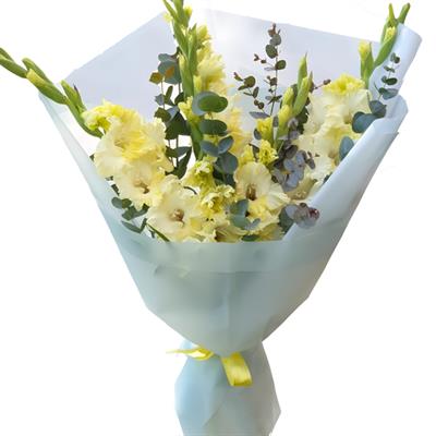 Яскрава композиція в коробці з 15 півоніями Яскрава композиція в коробці з 15 півоніями