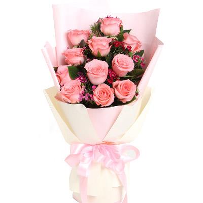 Delicate bouquet of 11 roses Delicate bouquet of 11 roses