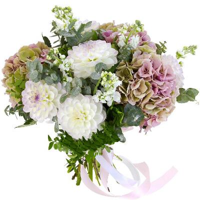 Букет з гортензії і жоржин Букет з гортензії і жоржин