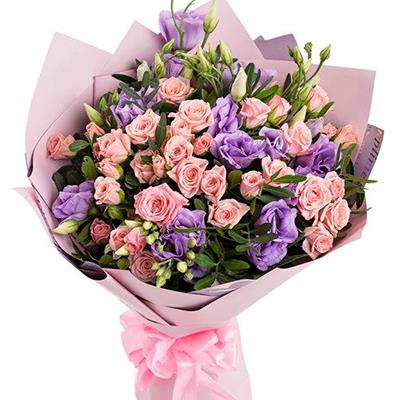 Bouquet of eustoma and spray roses Bouquet of eustoma and spray roses