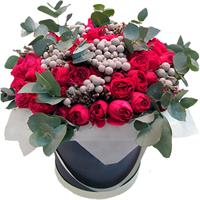 Шикарная композиция из пионовидной розы и брунии