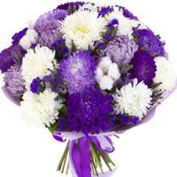 Ніжний букет з айстр та бавовни Ніжний букет з айстр та бавовни