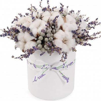 Arrangement in a box with cotton and lavender Arrangement in a box with cotton and lavender