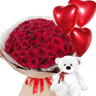 51 красная роза с мишкой и шарами в форме сердца