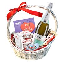 Gift basket with champagne and sweets