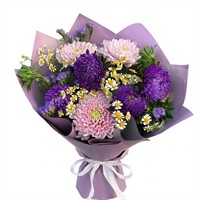 Bouquet of asters and chrysanthemums