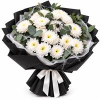 A bouquet of 7 chrysanthemum stems