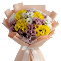 Букет з 15 різнокольорових хризантем