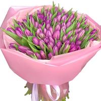 Luxurious bouquet of 101 tulips
