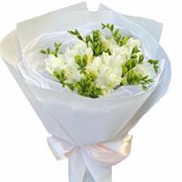 Bouquet of 15 freesias