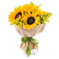 Sunny bouquet of sunflowers