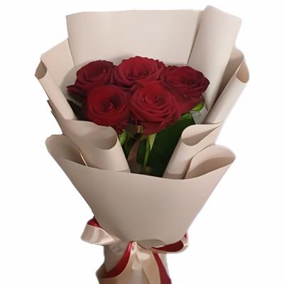 Bouquet of 5 red roses and pistachios - Susie Bouquet of 5 red roses and pistachios - Susie